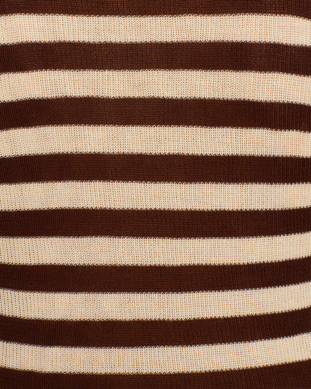 Close-up of the Aless Clove Stripe Top’s knitted fabric with alternating horizontal brown and beige stripes, crafted from soft bamboo viscose—perfect for a cozy striped sweater look.
